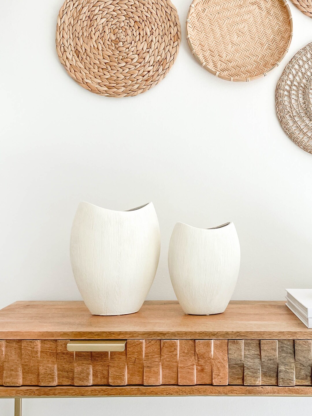 Classic Ceramic Vases for Flowers, Handscribed Ceramic Vase, Centerpiece Table Decor