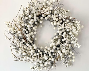 Cream Ivory Berry Faux Christmas Wreath 24", Winter Holiday Door Decor, Farmhouse Mantel Accent, Elegant Seasonal Wall Hanging