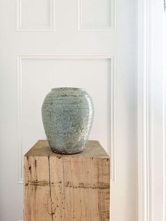 Tall Vintage-Style Ceramic Vase, Soft Blue Crackle Glaze, Rustic Textured Home Decor, Earthen Base Accent, Luna