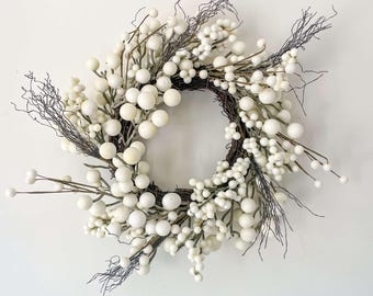 Cream Ivory Berry Faux Christmas Wreath 14", Winter Holiday Door Decor, Farmhouse Mantel Accent, Elegant Seasonal Wall Hanging