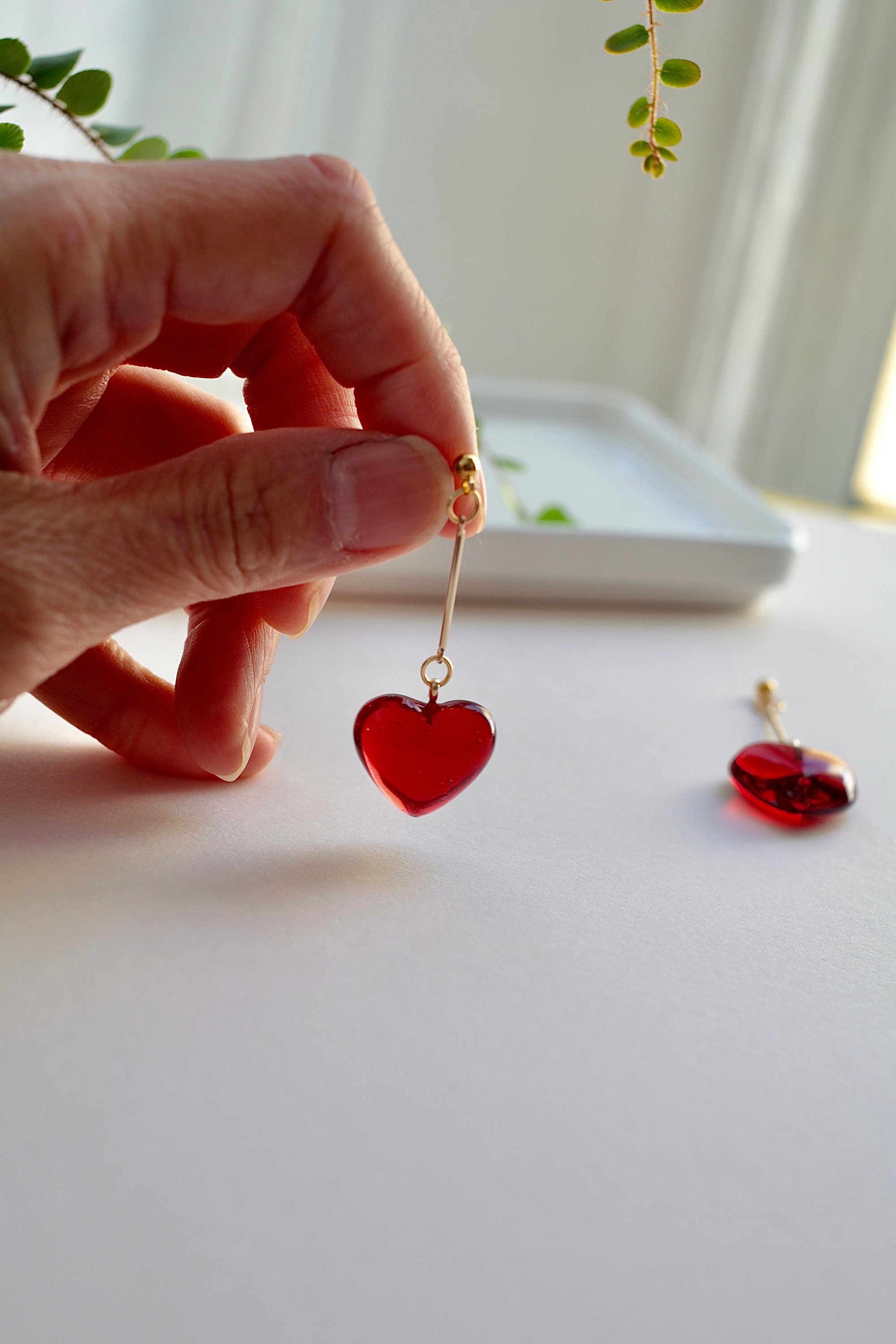 Red heart earring, handmade, drop earring, simple, cute, valentine earrings, valentine gift, birthday gift, mother&#39;s day, sweetheart, gold