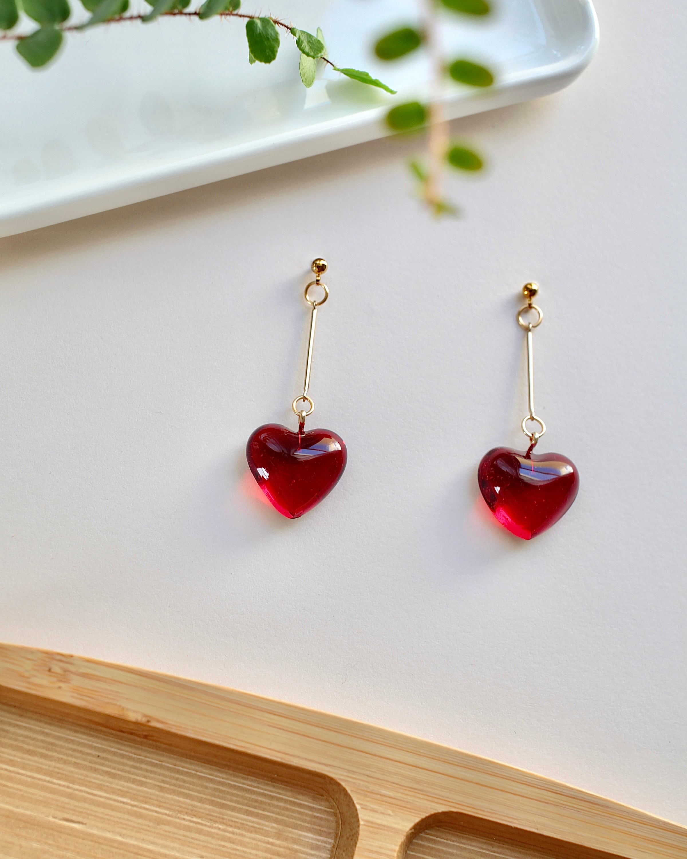 Red heart earring, handmade, drop earring, simple, cute, valentine earrings, valentine gift, birthday gift, mother&#39;s day, sweetheart, gold