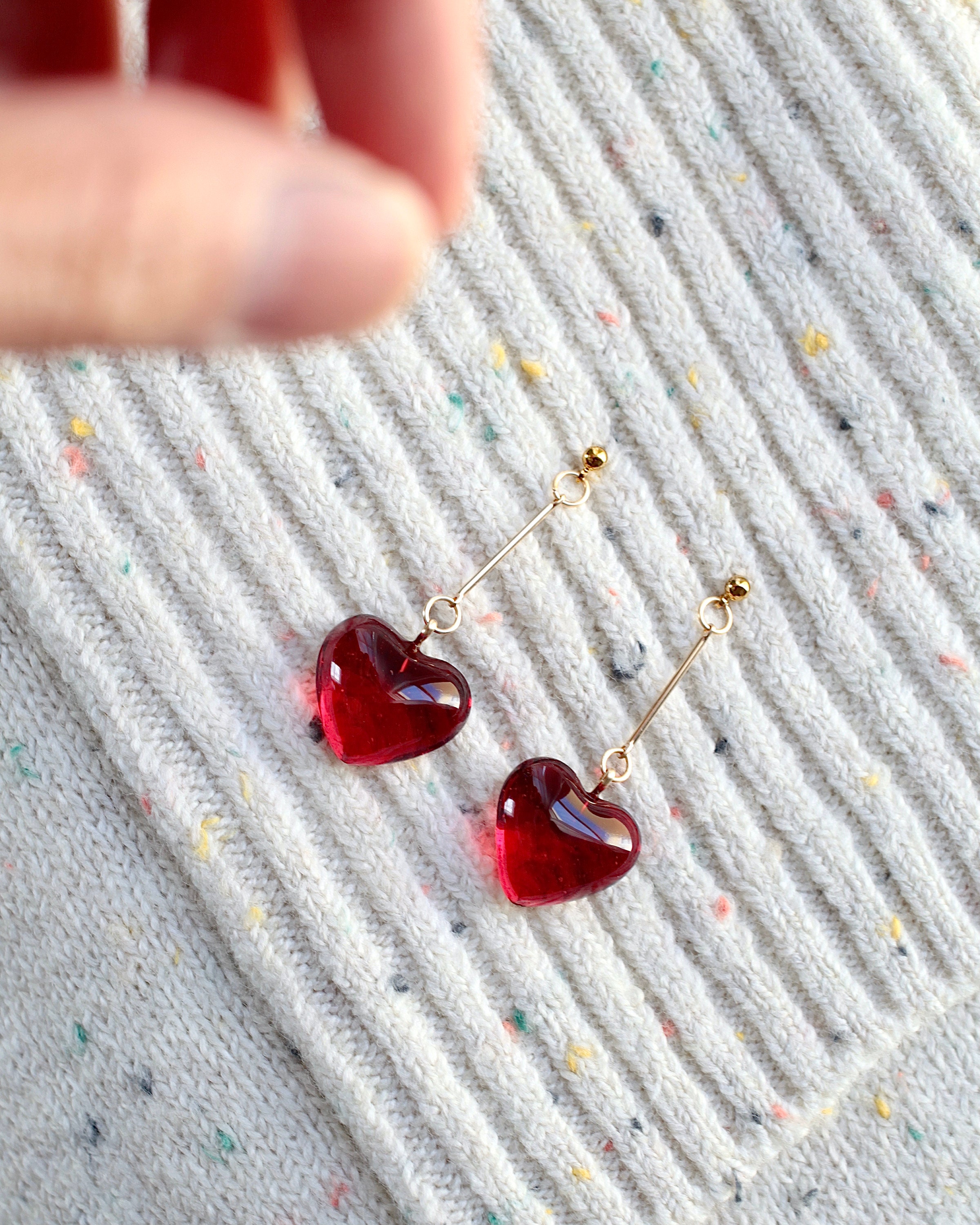 Red heart earring, handmade, drop earring, simple, cute, valentine earrings, valentine gift, birthday gift, mother&#39;s day, sweetheart, gold