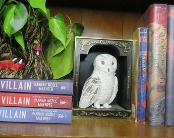 Owl Book Nook: 3D Printed Bird Bookend - Wizarding World Inspired