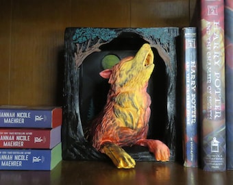 Wolf Book Nook: 3D Printed Wolf Bookend - Wizarding World Inspired