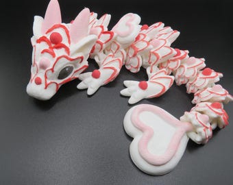 Heart Cookie Dragon, 3D Print Figurine, Dragon Toy, Bookshelf Decor, Wizarding World, Fantasy, Cinderwing3D