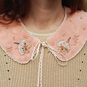 Bead Embroidered Peter Pan Collar, Unique Women&#39;s Collar, Floral Design Removable Collar, Embellished, Detachable Pink collar Cute Collar.