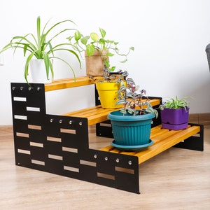 Blumenständer aus Holz | Blumenarrangement Regal | Stilvoller Garten-Blumentopf-Organizer | Einweihungsparty Geschenk | Rustikaler Blumenständer