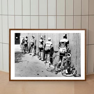 Stampa del Tour de France in bicicletta, in bianco e nero, fotografia d'epoca, stampa divertente da parete per il bagno, decorazione da parete per il water, arte creativa
