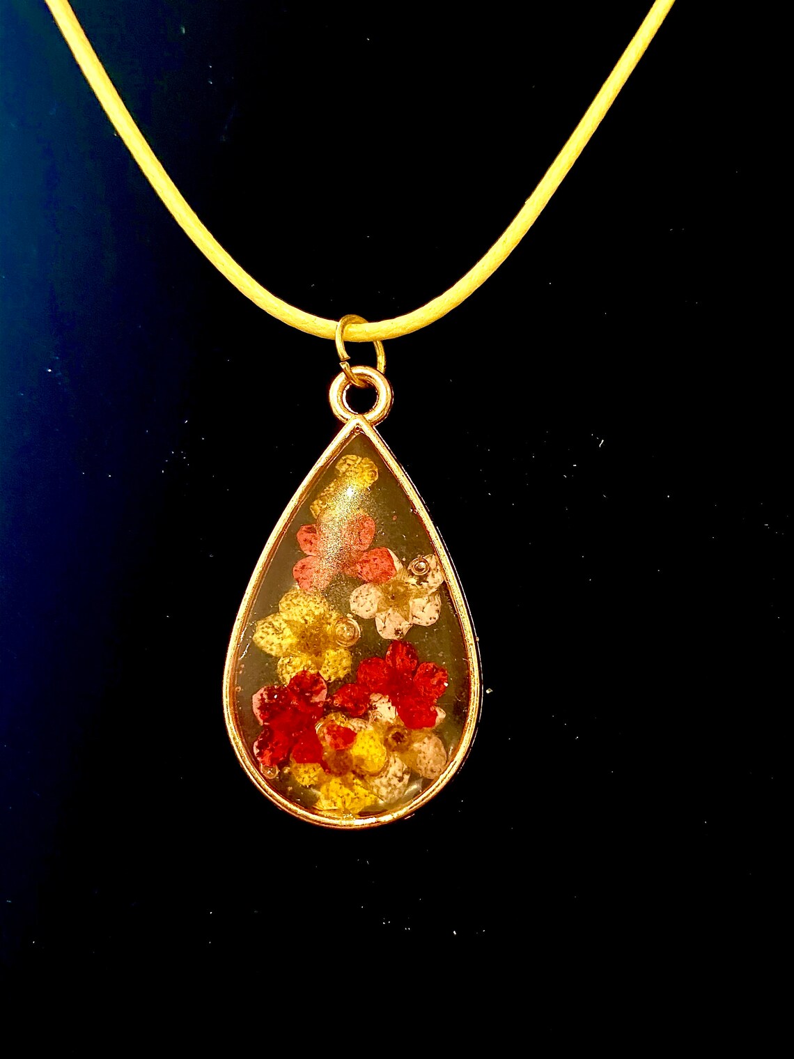 Handmade Tear Drop Resin Necklace with Real Dried Flowers Etsy