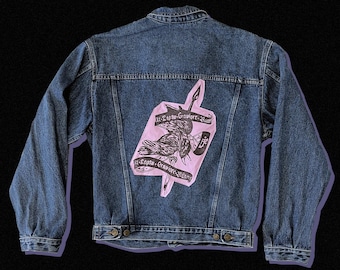 Upcycled Denim Jacket "Ut laspu graviore ruant" | Denim jacket | blue | Skate Design | Custom | France |