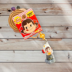 Rare y2k peko-chan beaded gotochi charm Keychain