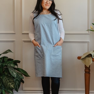 Holiday Hosting Apron, Personalized Gift for Family, Cross back Pinafore Linen Apron with Pockets, Aprons for Women, Minimalist Clothing image 2