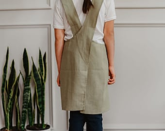 Natural Ecofriendly Linen Apron w/ Pockets, Kids Pinafore Crossback Apron, Personalized Gift for Kids and Youth