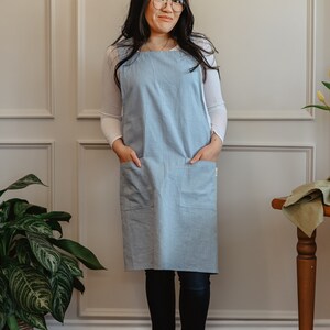 Tablier tablier en lin adulte, Tablier croisé unisexe, Style japonais, sans cravate, personnalisé, cadeau enseignant, broderie, vêtements en lin image 2