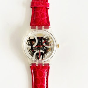 NEW : vintage 1994 Swatch Gent FEUER GK177 fire unworn mint new in box running 34mm dial leather strap image 1