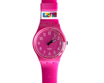 NEUF en boite depuis 2010 Swatch Girls Pro Special DRAGON FRUIT GP128D - état neuf - pile neuve - 34mm