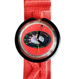Vintage 1993 Pop Swatch PARAGLIDING PWK176 - mint unworn condition - running with new battery - 39mm diameter - new in box