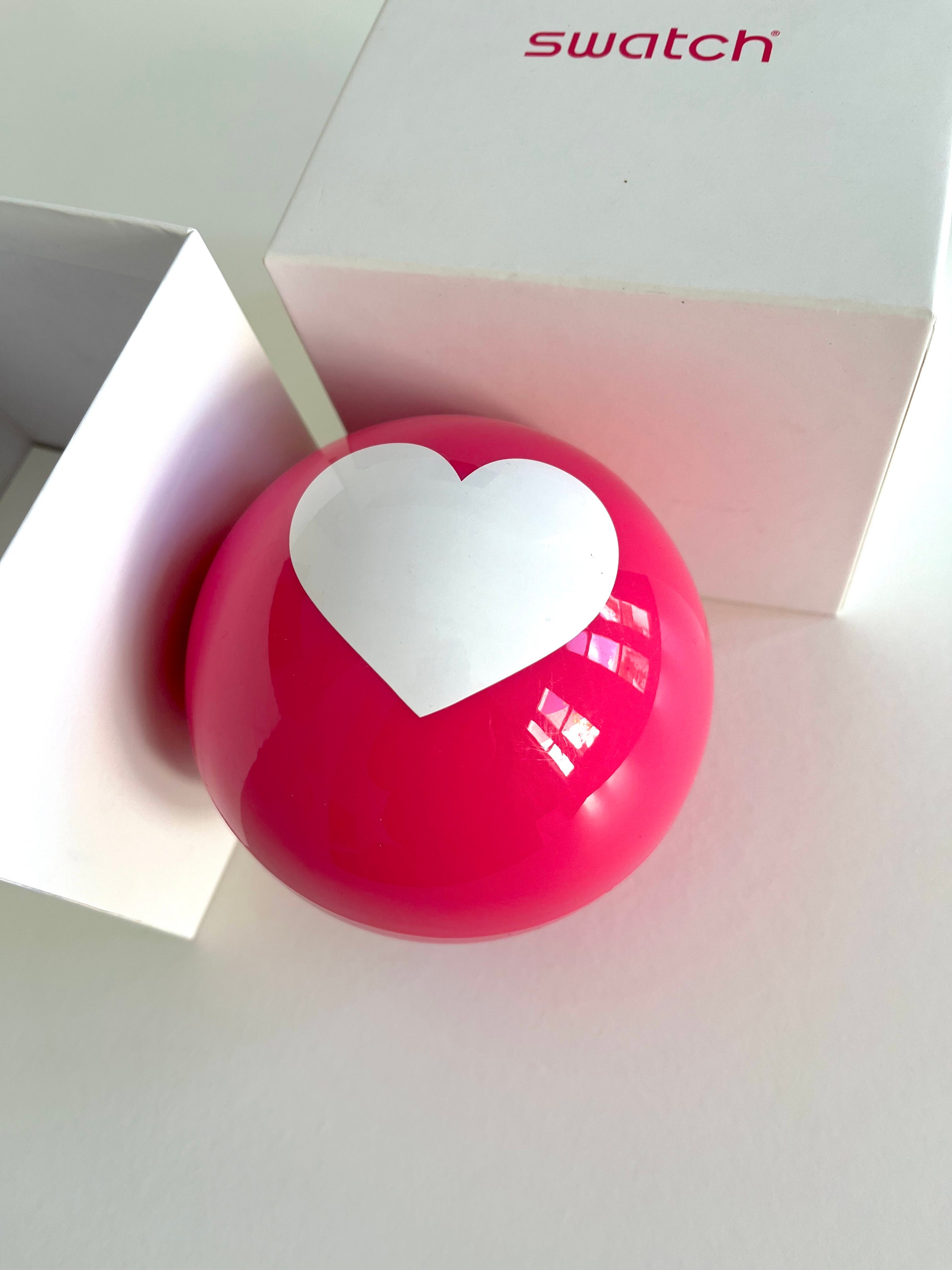 Swatch Valentine Special A LA FOLIE GZ281 - Unworn Special  display picture 2