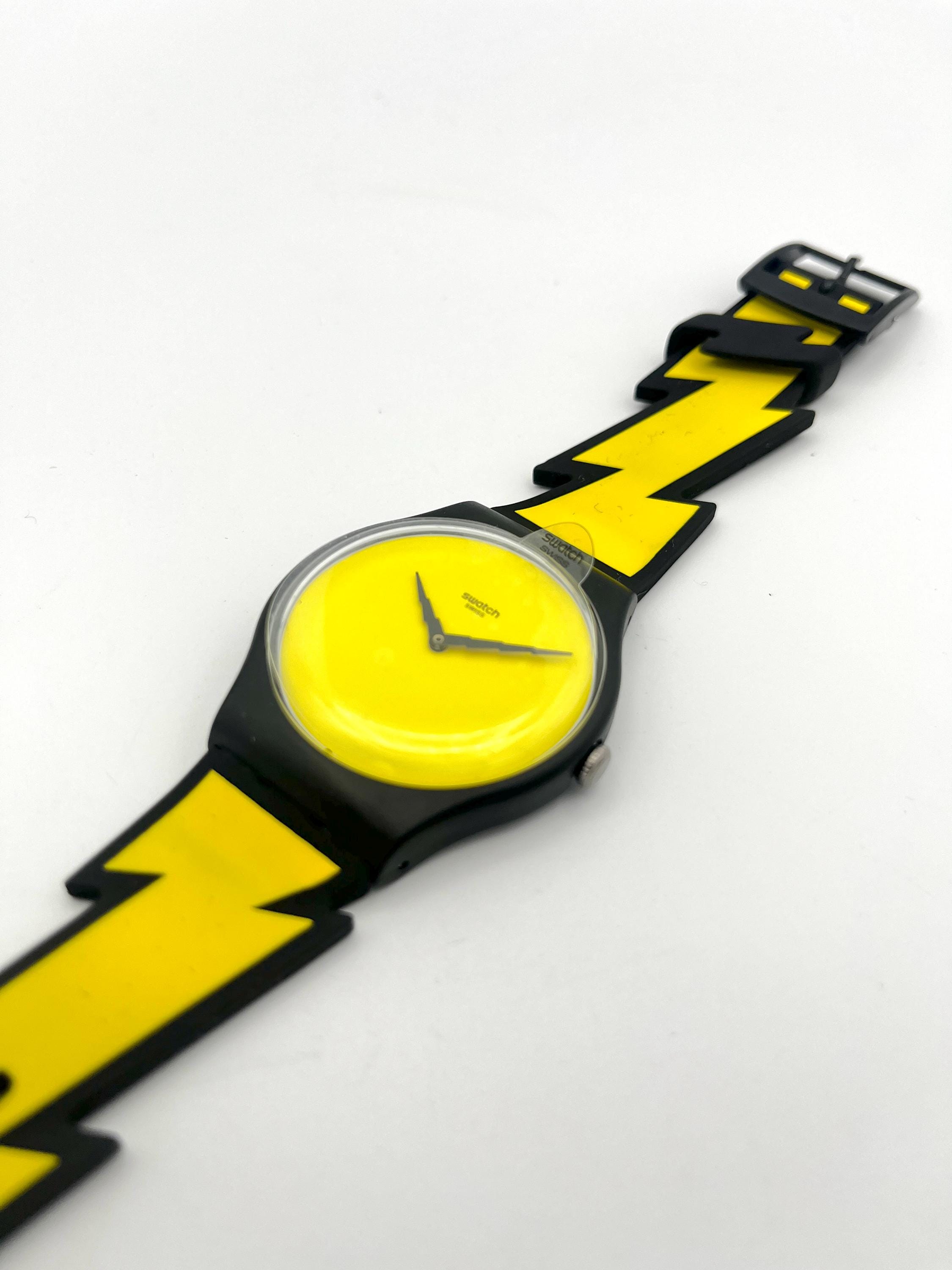 Swatch New Gent LIGHTING FLASH SUOZ104 by Jeremy Scott - Unworn