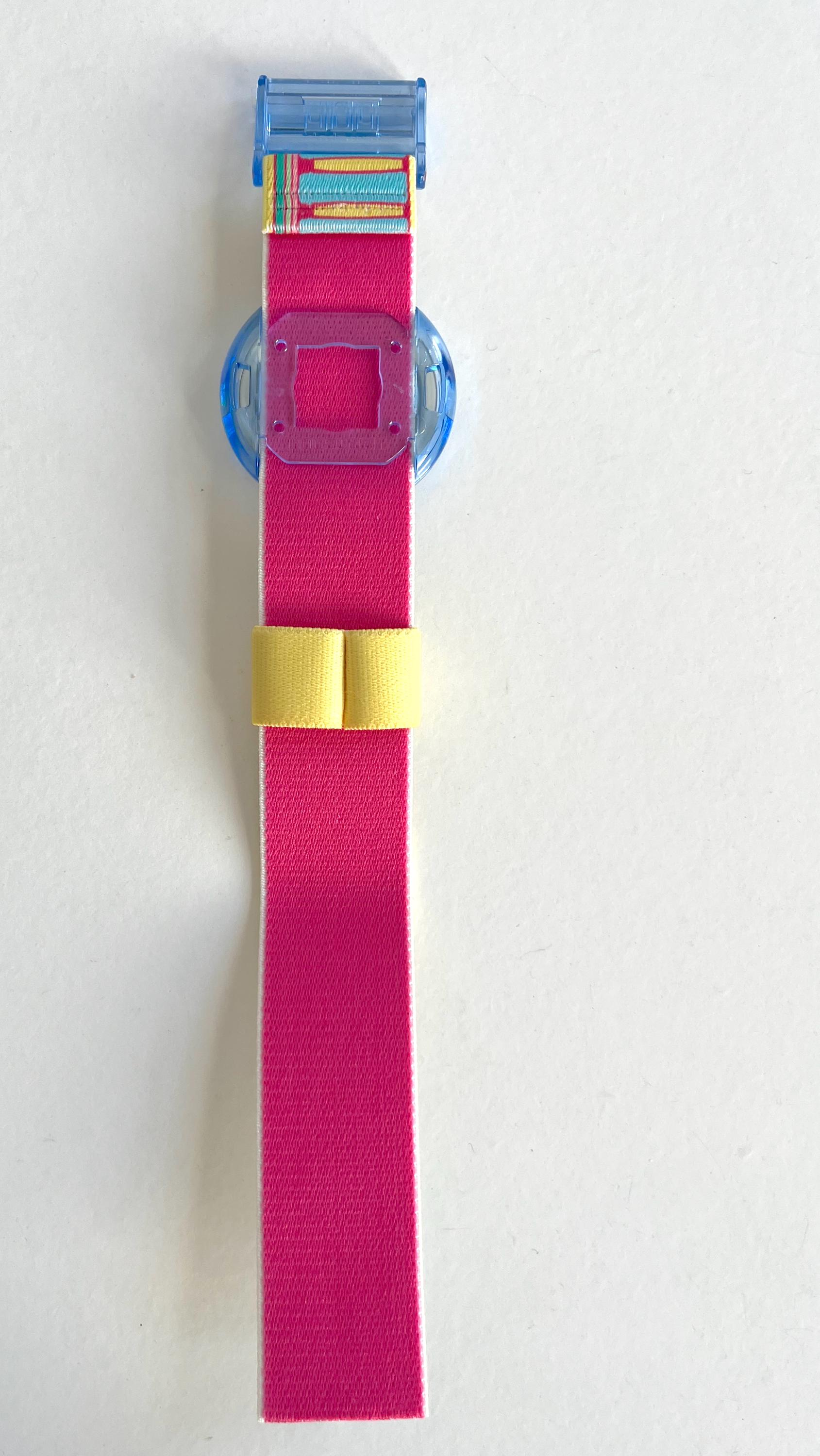 行列のできるレビュー商品、集めました。高評価アイテム Pop 1994 Vintage Swatch Unworn Mint - PWK192 TEMPLE 防犯カメラ