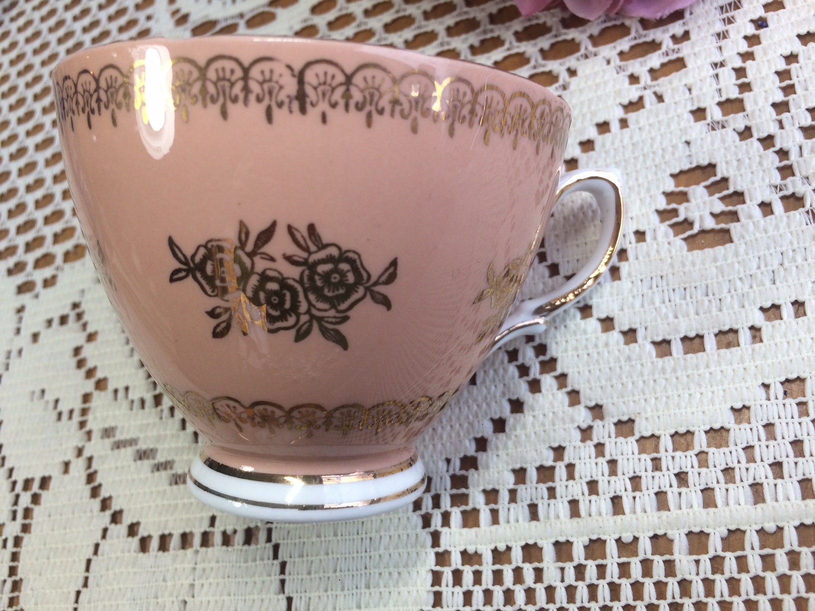 COLCLOUGH Pink GOLD ROSES Teacup and Saucer, Vintage Tea Set From 1950 ...