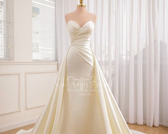 Satin mermaid wedding dress with luxury detachable skirt. Elegant pleated strapless cup wedding dress. 2 in 1 wedding dress.