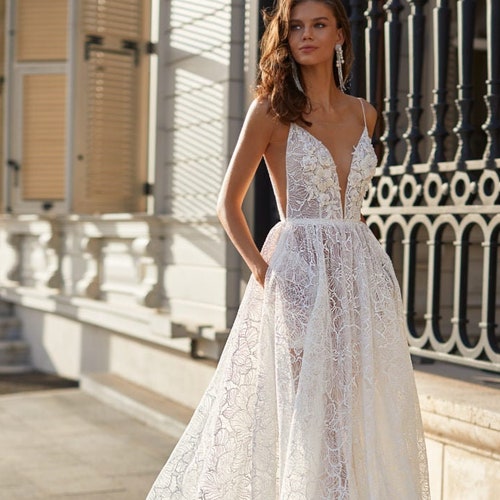 Sexy A-line Wedding Dress. Luxury 3D Lace Wedding Dress. - Etsy