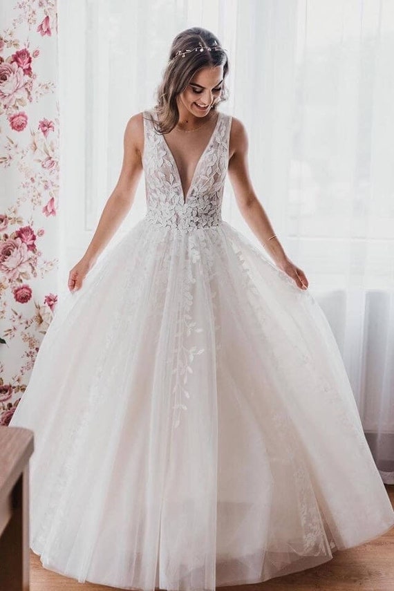 Vestido de novia de línea A sin tren para bailar. Vestido de - Etsy México Vestido de novia de línea A sin tren para bailar. Vestido de - Etsy México