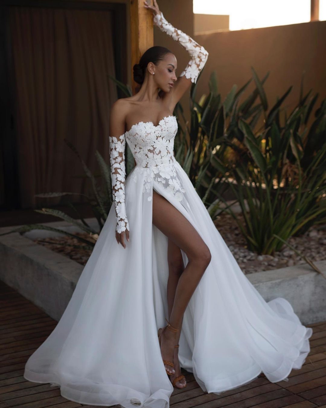 Slit Wedding Dress With Beautiful Flowers. Corset Wedding - Etsy