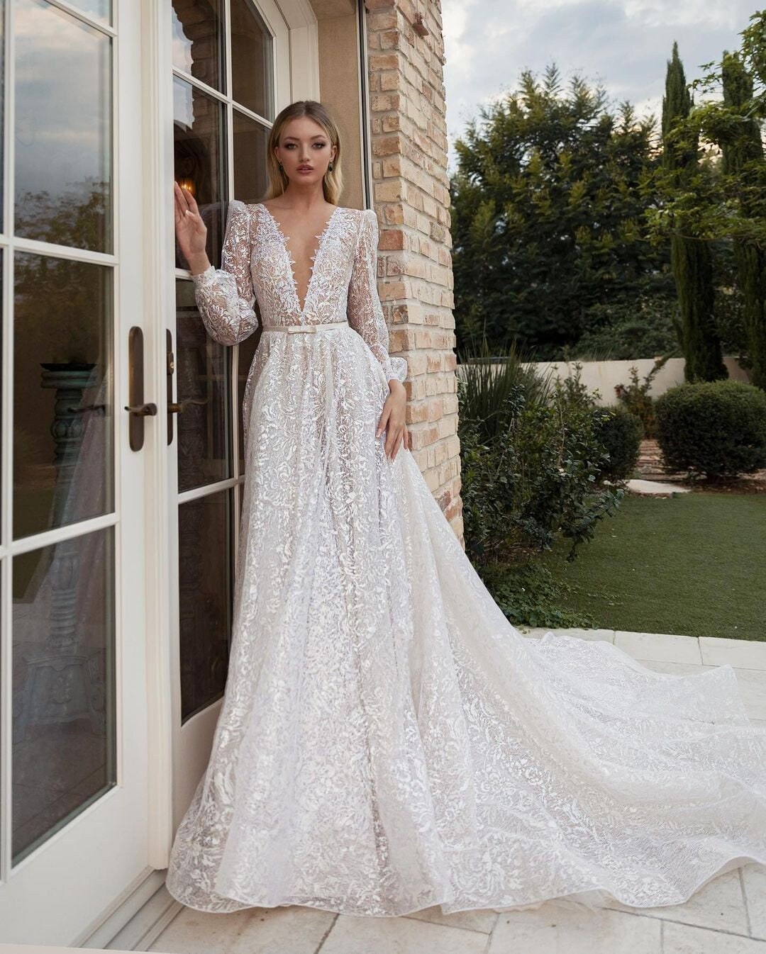 long v neck dress