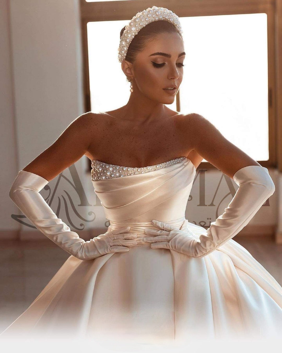 PERFECT Vintage Square Collar Satin Wedding Dresses Elegant Backless With  Gloves A-Line Bridal Gowns Custom Made Robe De Mariee - AliExpress