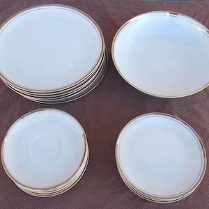 Vintage Japanese Dinnerware Set 18 - Etsy