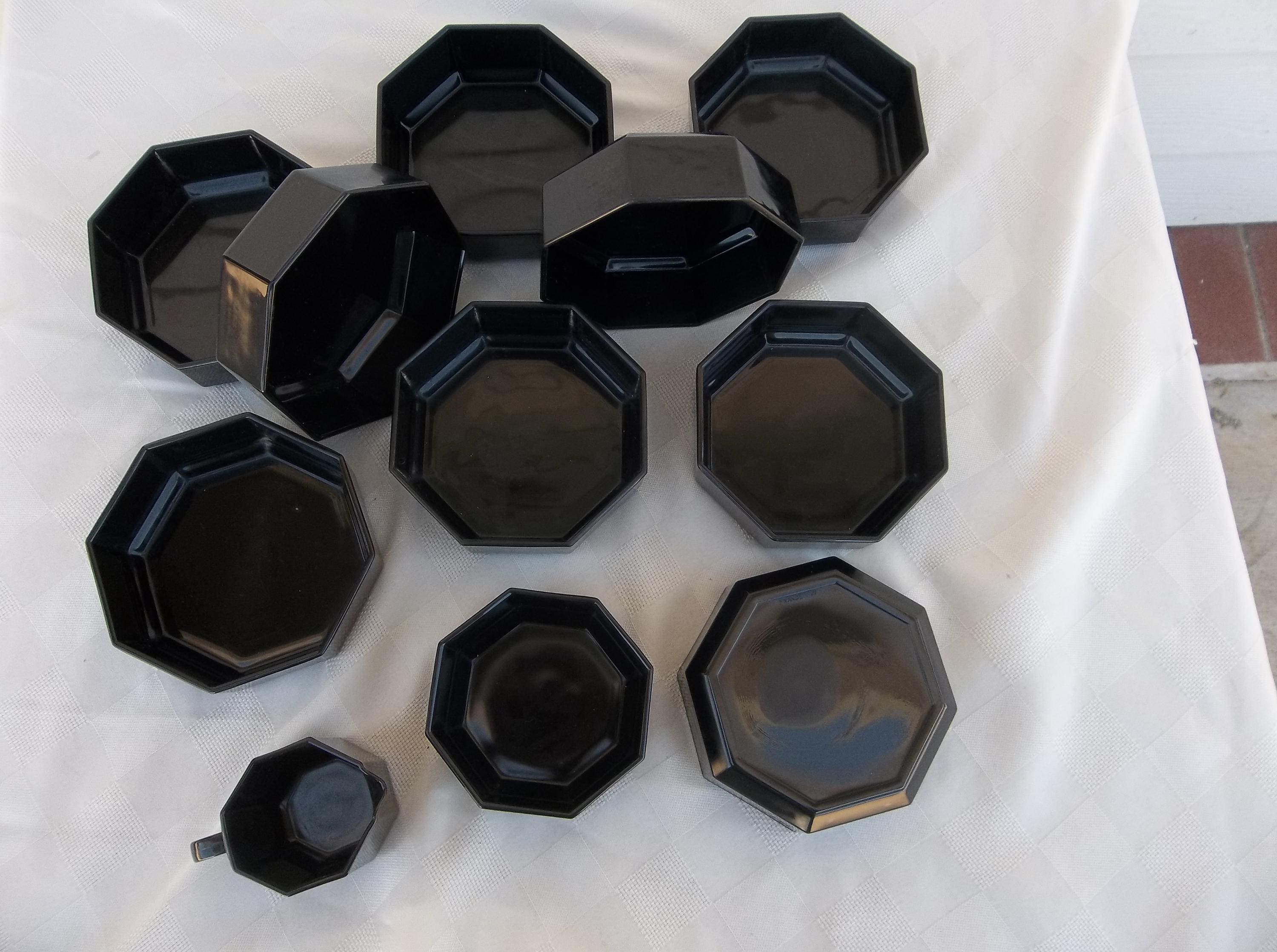 Arcoroc France, Vintage Black Octagon Set, 11 Pieces of Luminarc Octime Dinnerware, Excellent Condition