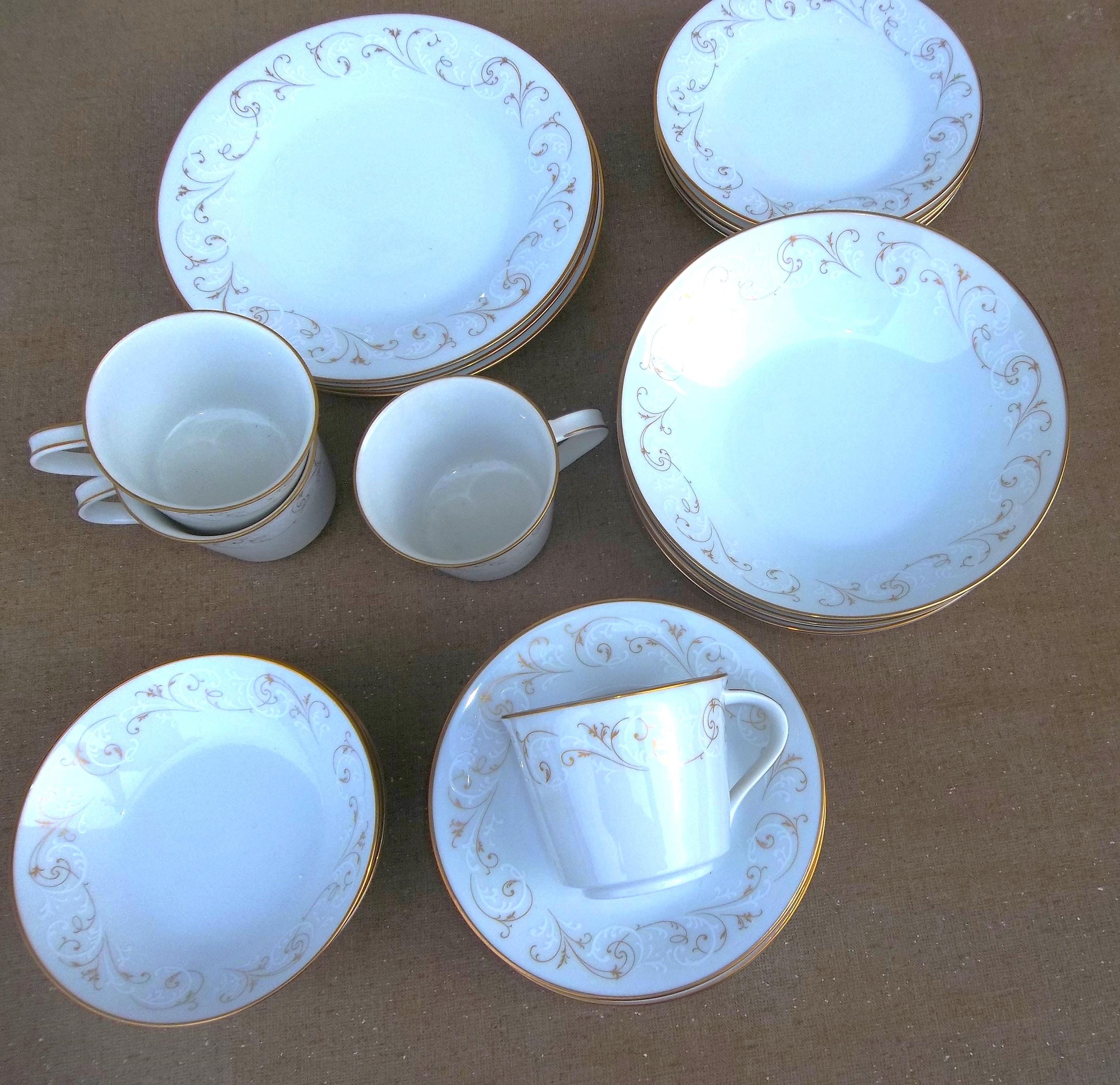 Noritake Duetto 6610 Made in Japan, Vintage 32 Pc Set Bone