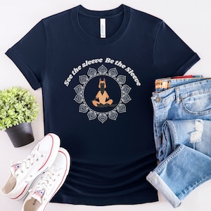 Camiseta de postura de yoga con manga mordida de pastor belga malinois, Camisa malinois divertida, Camisa deportiva para perros mordida, Deportes para perros Schutzhund, Manga corta unisex