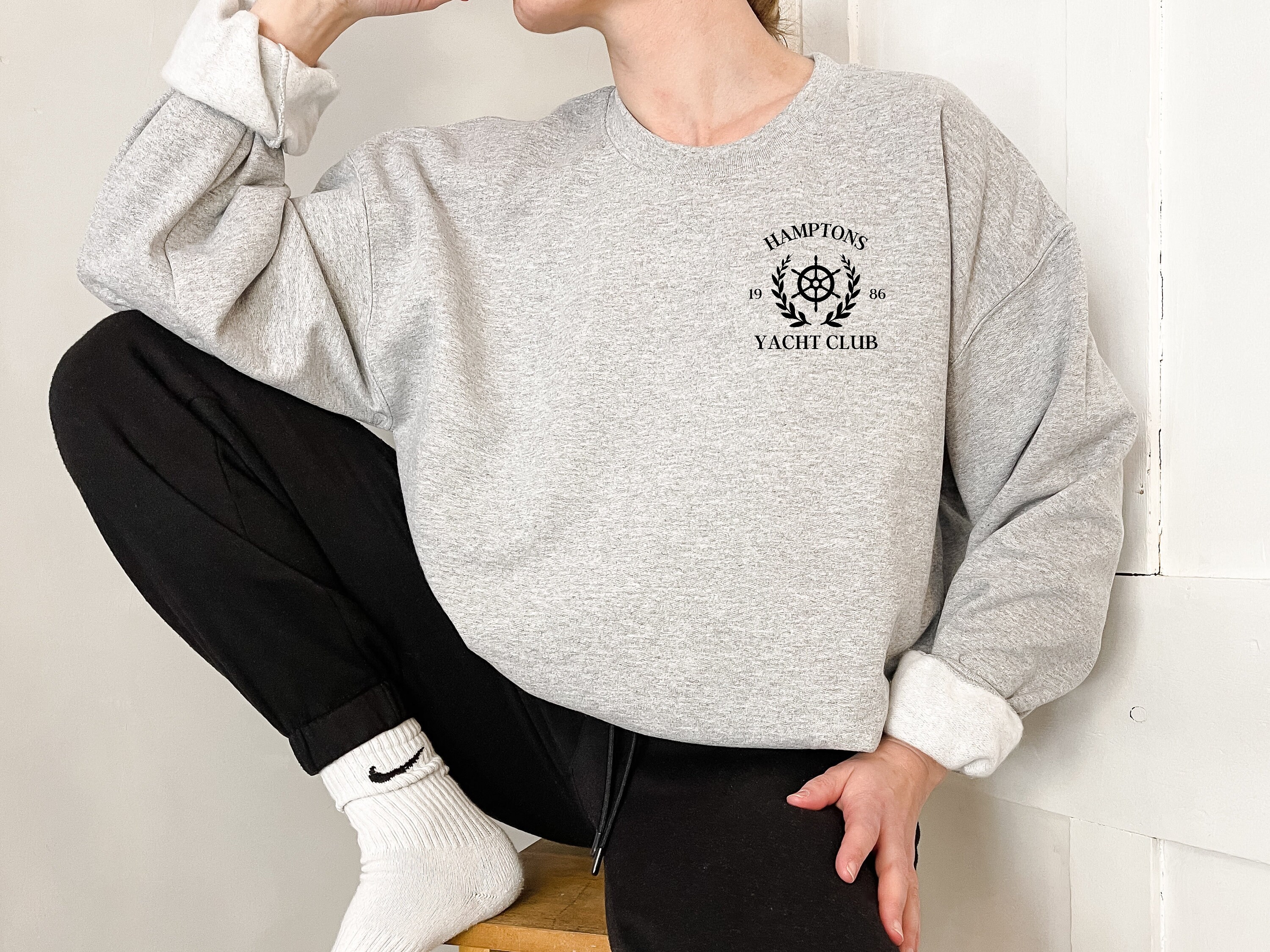 Hamptons Yacht Club Shirt, Country Club Sweatshirt, Spring Summer 90s