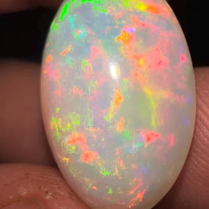 Sällsynt etiopisk ädelstensgrad Opal 265