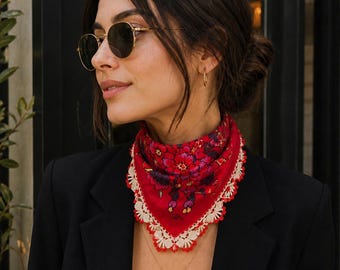 Szalik w stylu vintage z czerwonymi kwiatami i koronką igłową, turecki szalik Oya, ręcznie robiony brzeg, chusta na głowę w stylu retro, styl boho