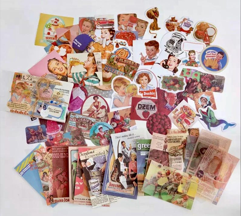 Pode incluir: Uma cole&ccedil;&atilde;o de adesivos de estilo vintage com v&aacute;rias imagens, incluindo pessoas, comida e animais. Os adesivos s&atilde;o impressos em papel branco com um visual desgastado e envelhecido. Alguns dos adesivos t&ecirc;m texto, como "Colburn's Justard" e "Doobie".