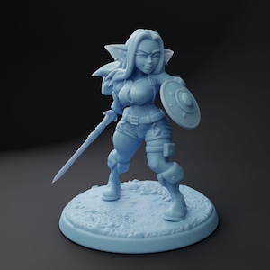 Angy, The  Thick Swashbuckler Goblin Girl , Twin Goddess Miniatures , Tabletop RPG , DnD , Pathfinder , 3D Printed Miniatures 32/75mm Scale