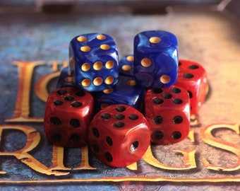 War of the Ring Battle Dice 16mm Blue and Red Pearl