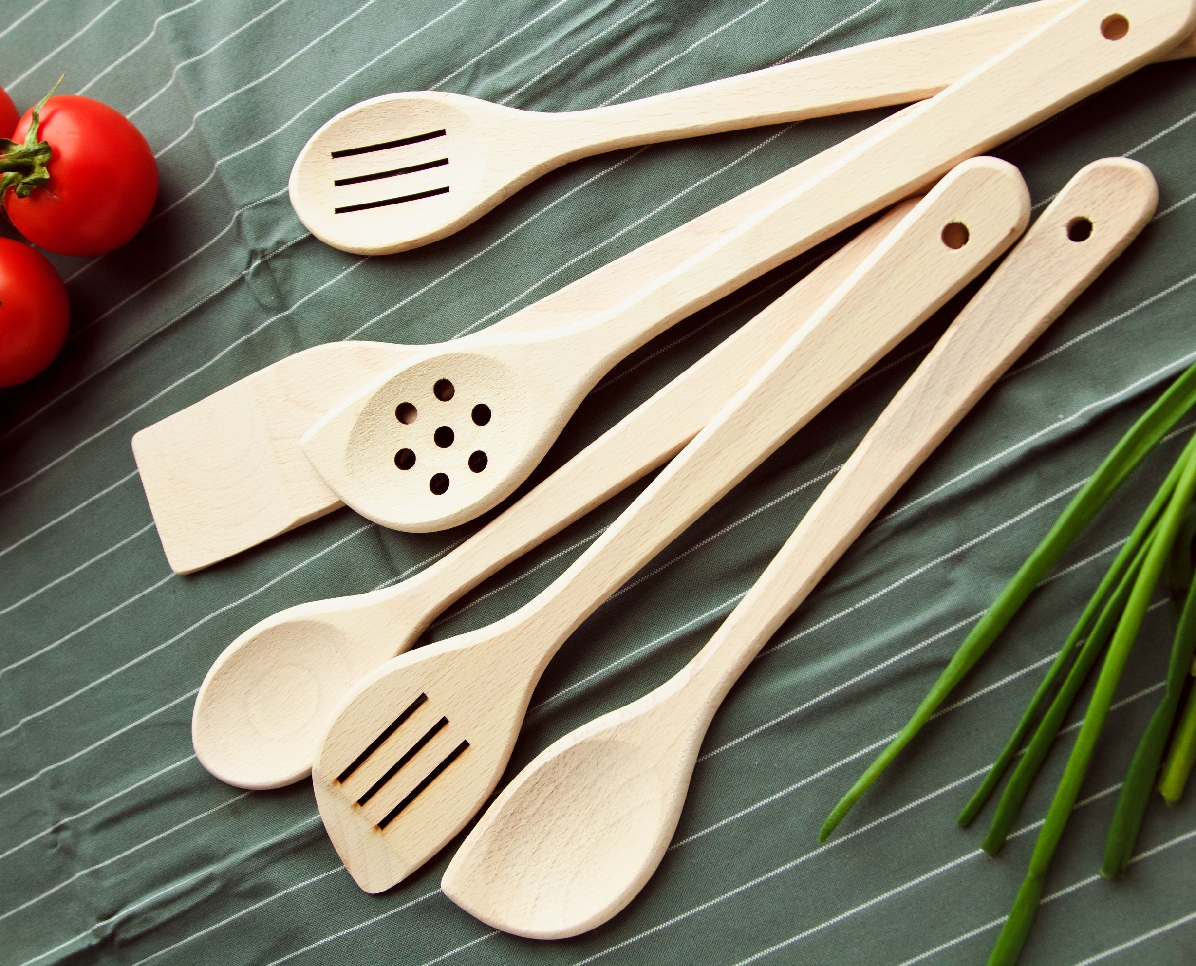 BlauKe Wooden Spoons for Cooking 8-Pack - Bamboo Kitchen Utensils Set - Nonstick Wooden Cooking Utensils - Wood Spatula Spoon Tongs Utensil Holder