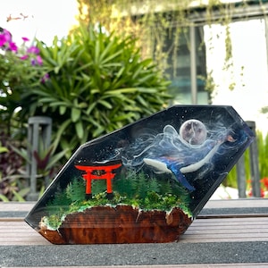 Whale Resin Lamp: Handmade Epoxy Night Light - Unique Room Decor