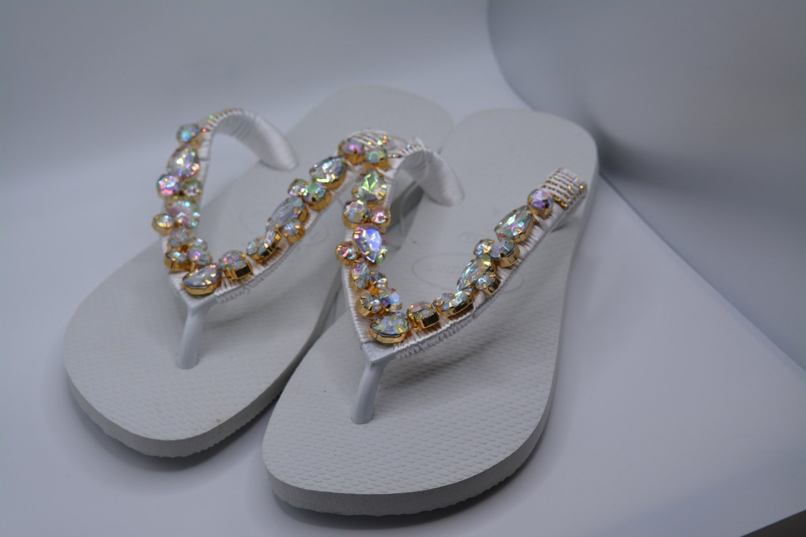 havaianas with gem