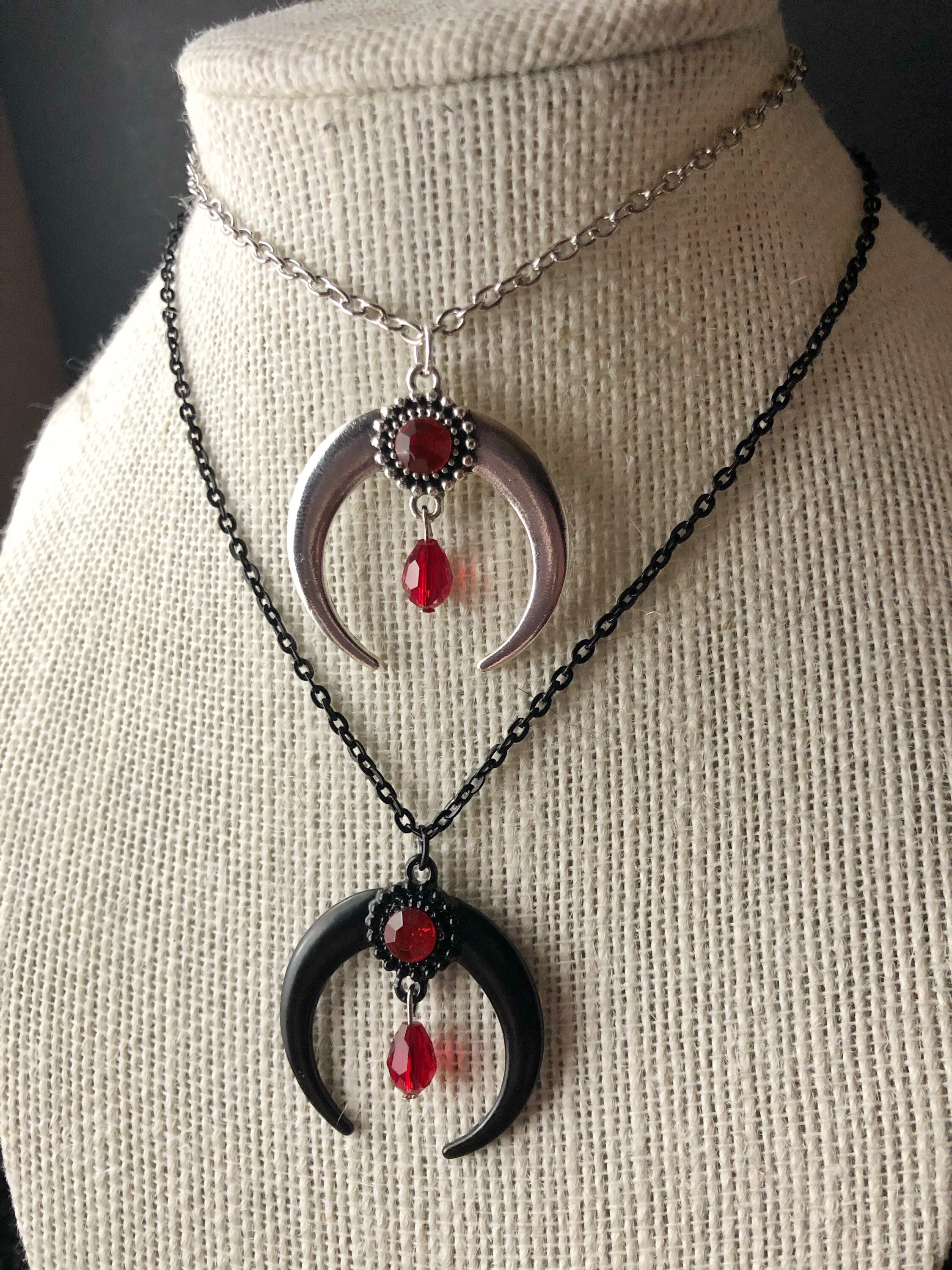 Horned Crescent Moon Necklace in Silver or Black Gothic Witchy - Etsy