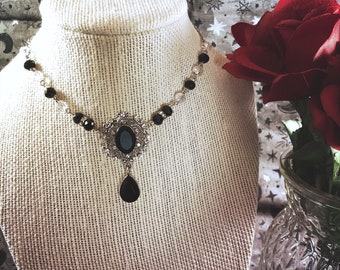 Black Rhinestone Romantic Gothic Beaded Pendant Necklace
