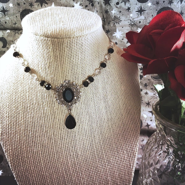 Black Rhinestone Romantic Gothic Beaded Pendant Necklace