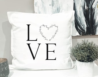 Housse de coussin 50 x 50 LOVE · Maison de campagne · Housse de coussin · Idée cadeau · Décoration · LOVE