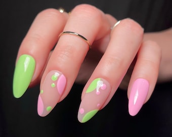 Prensa para uñas reutilizable BRIELLE • Uñas abstractas rosas y verdes